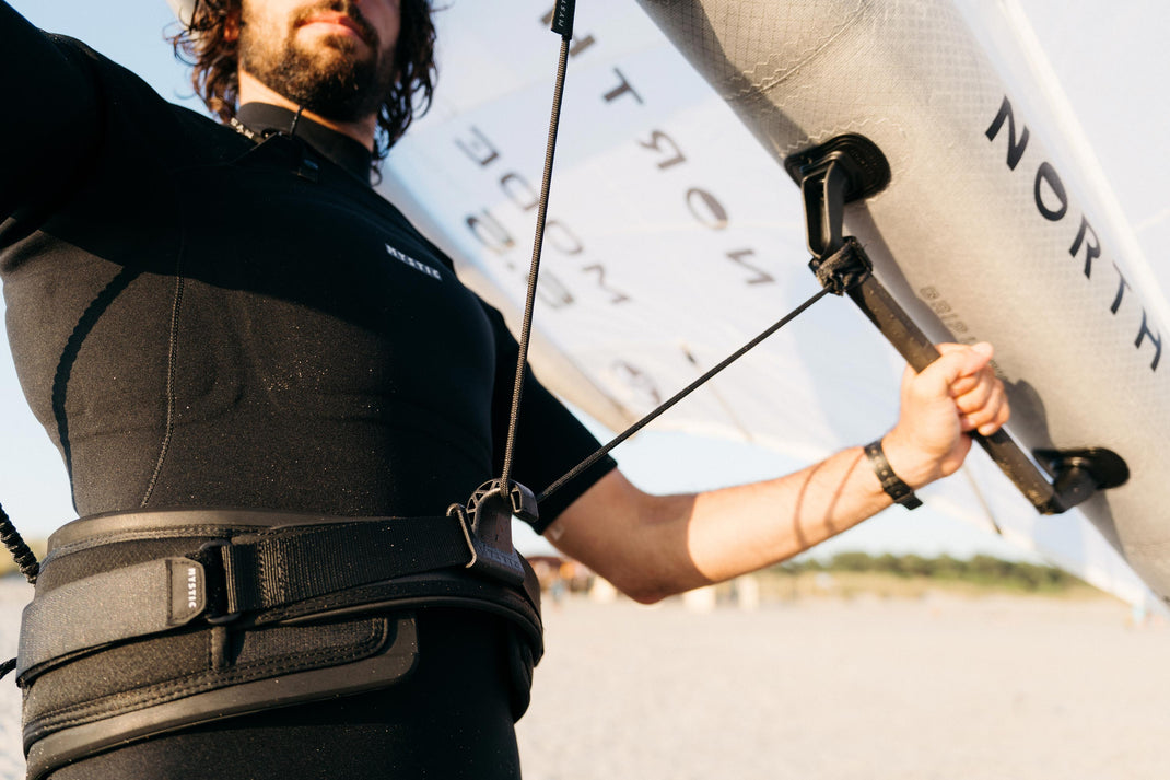 Mystic Majestic Wing Harness Black 2024 image 4